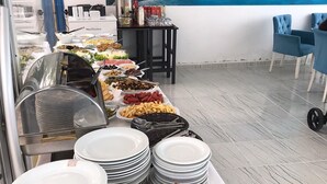 فطور مجهز للتنقل مجانًا يوميًا