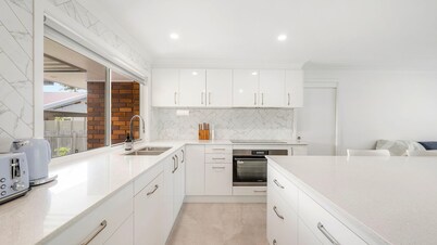 Island Time - 3 bedroom holiday home in North Haven