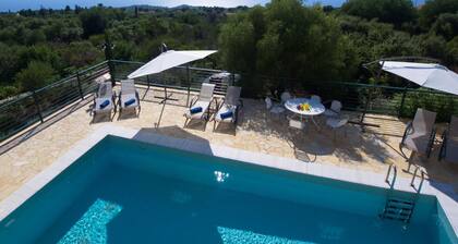 Villa Mandola in Tzamarelata