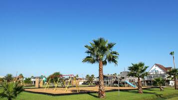 House (2 Bedrooms) | Property amenity