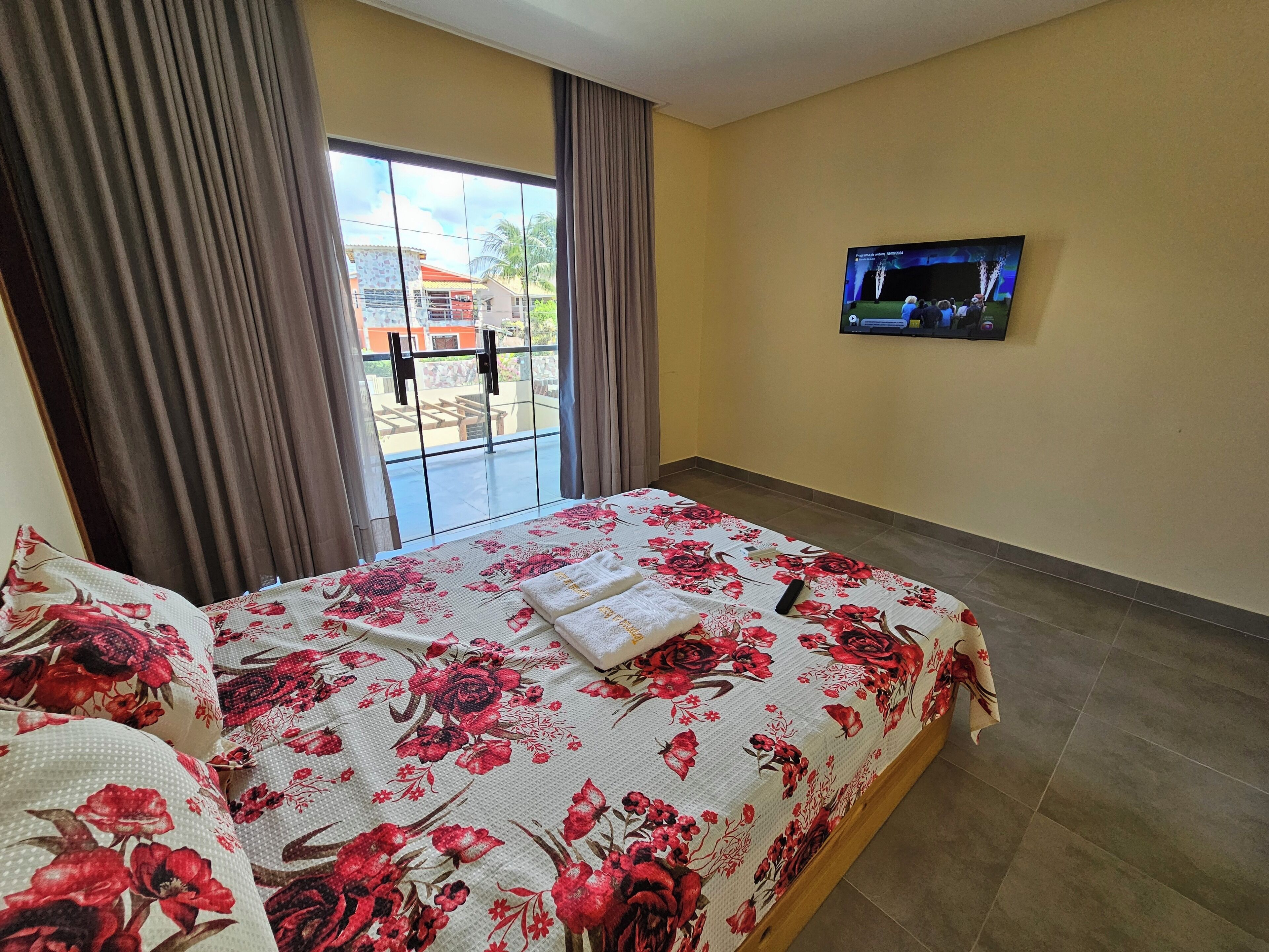 Vila | 5 quartos, cortinas blackout, ferros/tábuas de passar roupa