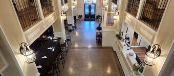 Historic Griffin Hotel