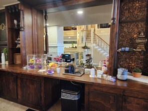 Dagelijks continentaal ontbijt inbegrepen