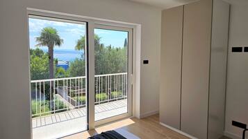 Apartment (Classic Two Bedroom Apartment with Ba) | View from room