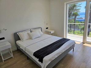 Apartment (Classic Two Bedroom Apartment with Ba) | 4 bedrooms, free WiFi