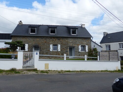 Fully renovated farmhouse in village near a typical fishing port