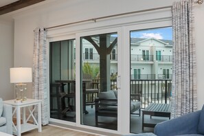 Living area - Gus' Getaway (Port St. Joe)