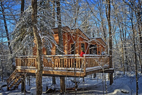 Cabane dans les arbres insolite, proche de la réception | Hébergement #07