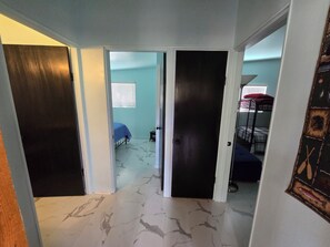 2 bedrooms, desk, iron/ironing board, free WiFi