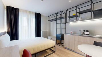 Studio, 1 Queen-Bett, Stadtblick