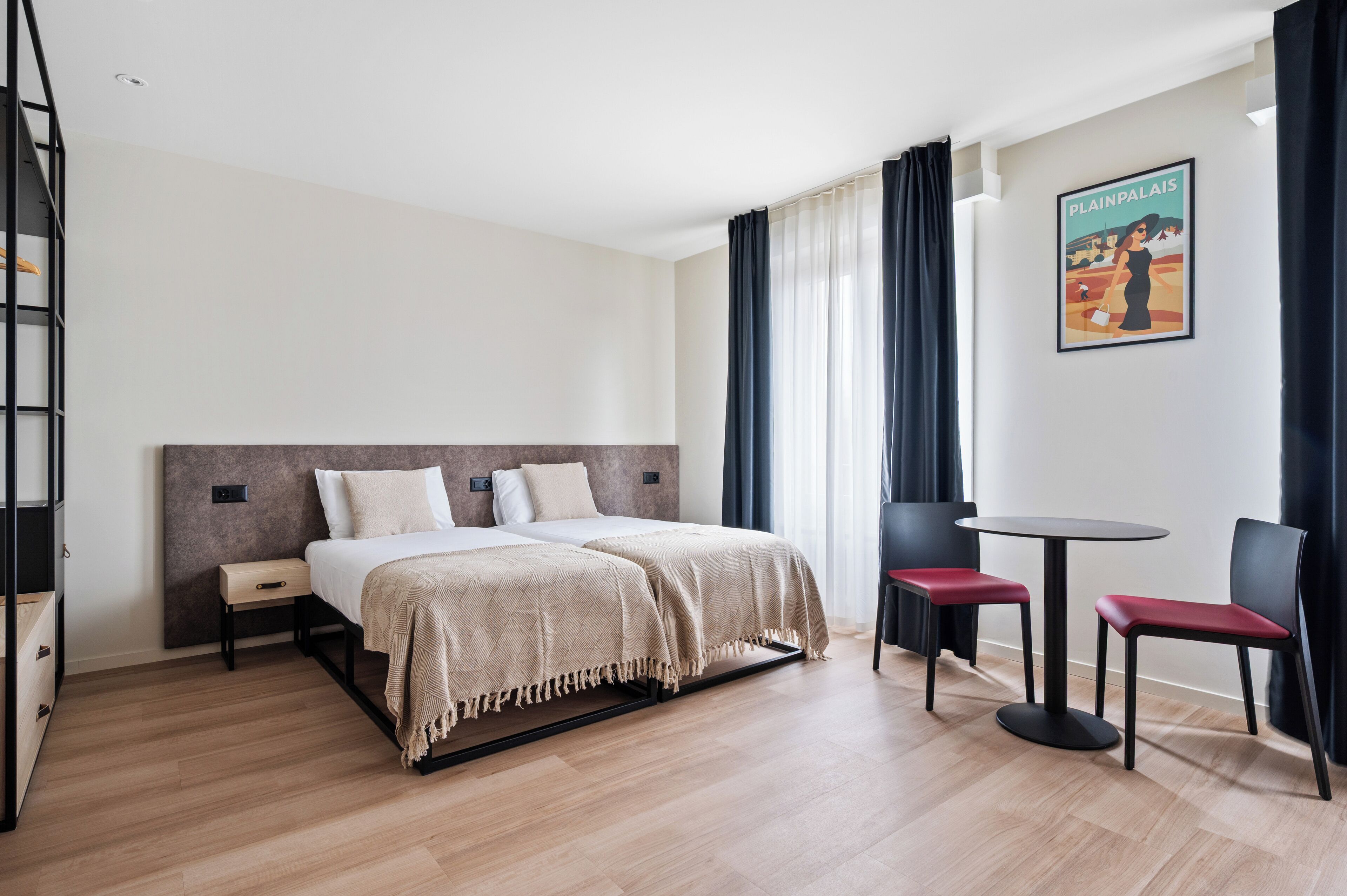 Studio, 2 Single Beds, Courtyard View | Laptop workspace, blackout curtains, iron/ironing board, free WiFi