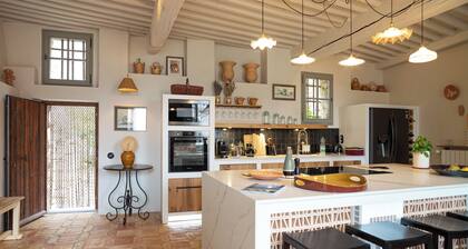 La Maison Rimbert, charming house in Provence