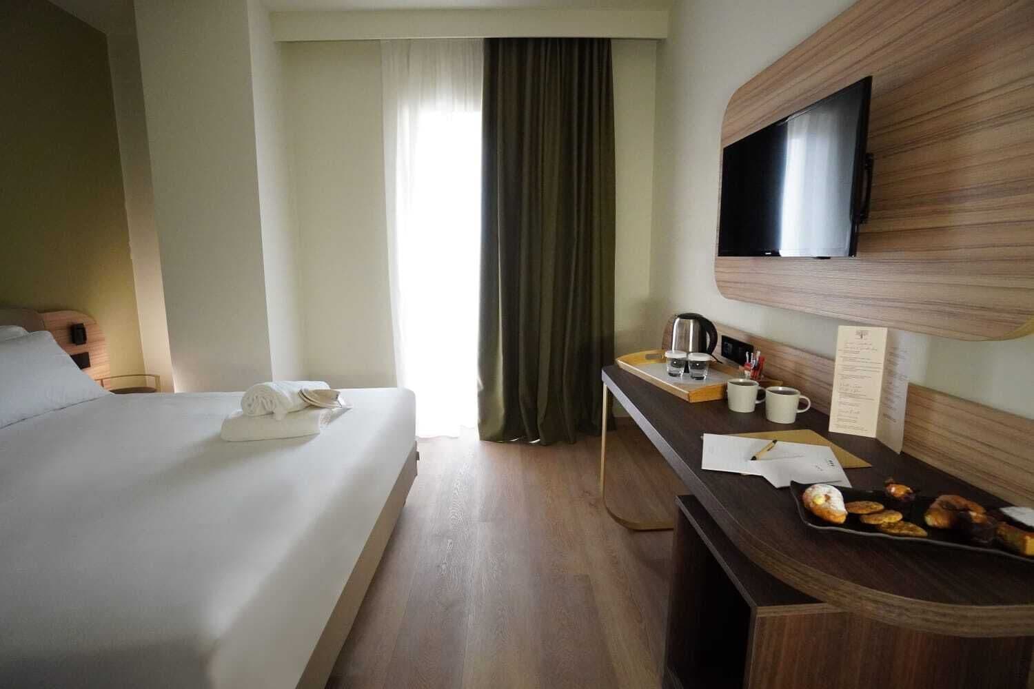 舒適客房 | 房內夾萬、書桌、遮光窗簾/窗簾、免費 Wi-Fi