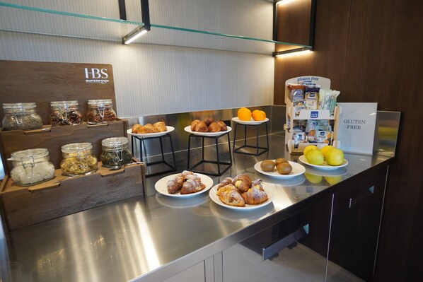 Desayuno buffet incluido todos los días 