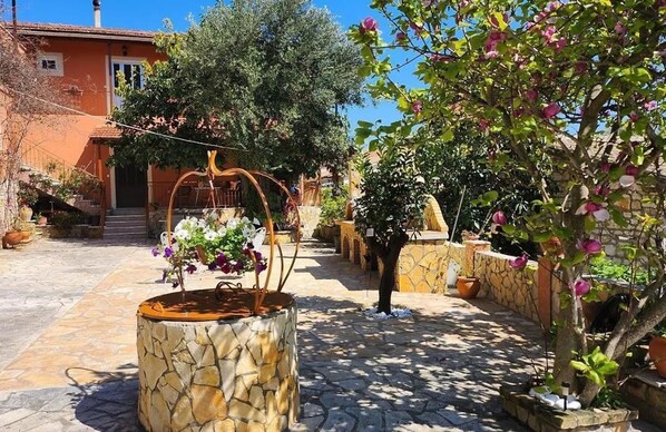 公寓, 吸煙房 | 2 間睡房