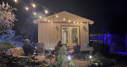 NEW! The Cottage at Whispering Falls: LUXURY & PRIVACY on 7 acres - King beds