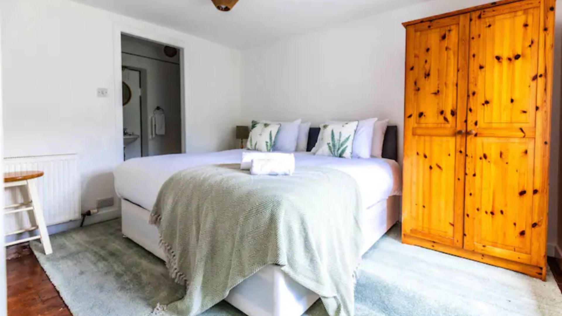 5 dormitorios, wifi gratis, ropa de cama