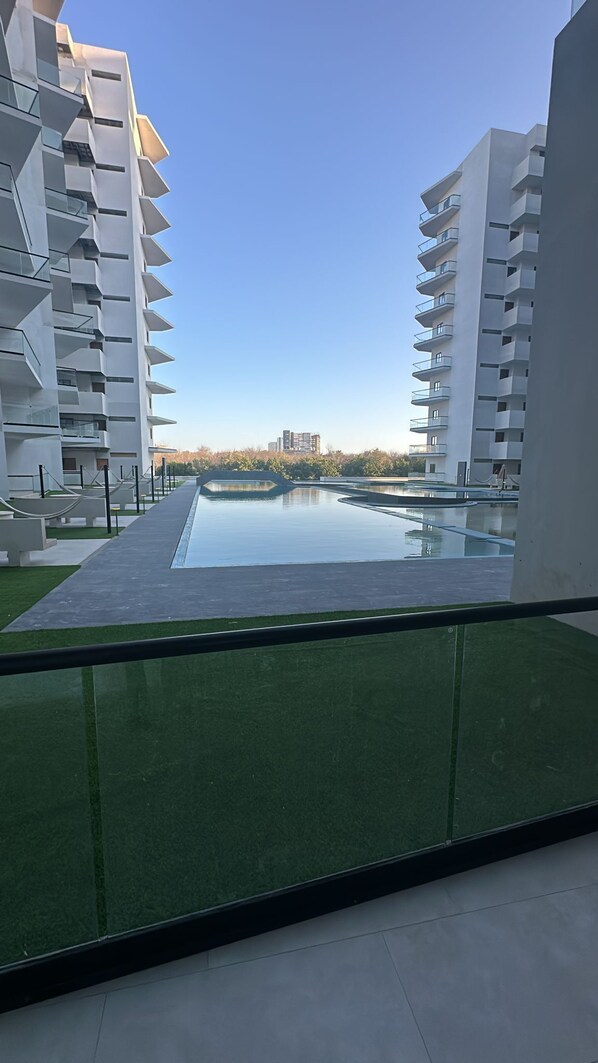 Piscine extérieure, piscine chauffée