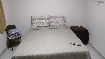 1 habitación, wifi y ropa de cama