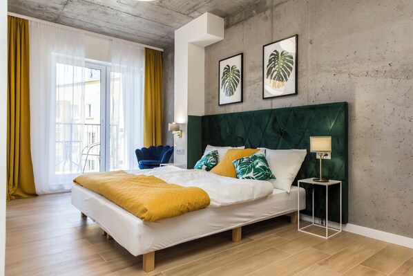 Junior Suite, Balcony | Hypo-allergenic bedding, individually decorated, individually furnished - Piedmont House (Kraków)