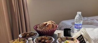 Double or Twin Room with Mountain View