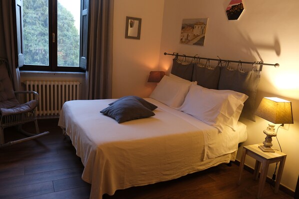 4 Schlafzimmer, Bügeleisen/Bügelbrett, WLAN, Bettwäsche