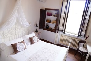 4 Schlafzimmer, Bügeleisen/Bügelbrett, WLAN, Bettwäsche