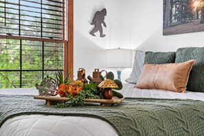 2 室のベッドルーム、旅行用ベビーベッド、WiFi (無料)、ベッドシーツ