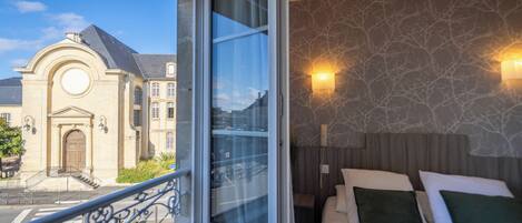 Escrivaninha, Wi-Fi de cortesia