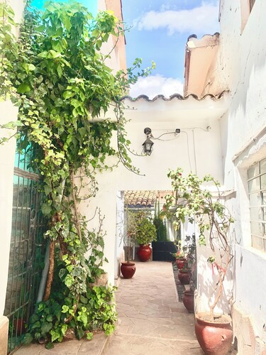 Charming 2-bedroom apartment with WiFi in Cusco