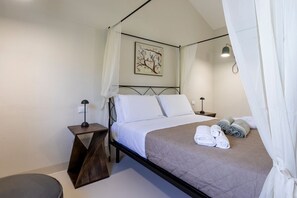 4 soverom, strykejern/-brett, reiseseng for barn og wi-fi (inkludert)