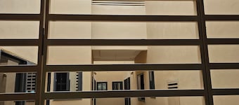 Résidence Les Bénis de Dieu, furnished apartments for rent + kitchen and garage