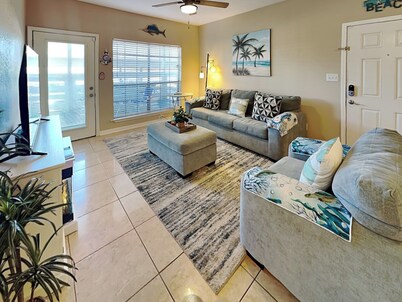 Harbor East Condominiums 414D by Ryson Vacation Rentals