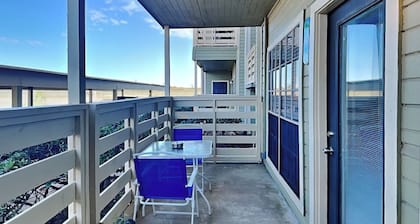 Harbor East Condominiums 414d