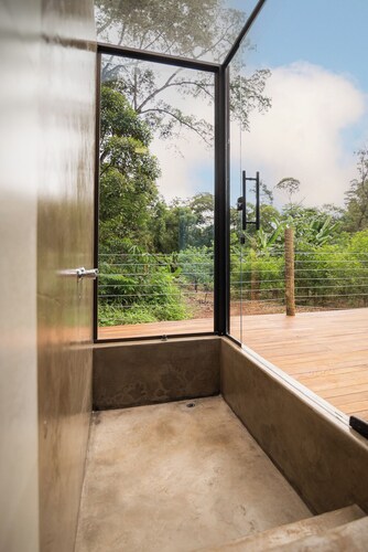 Ecological Chalet in Brumadinho 30 minutes from BH. Bath, Kitchen, Deck and Pet Friendly