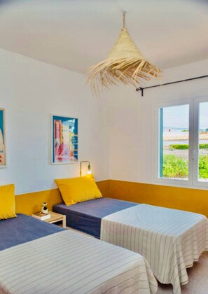 4 bedrooms, free WiFi, bed sheets - 2.1 Casa Gabriela in Punta Prima (Sant LLuis)