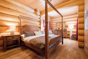 3 slaapkamers, reisbedje, gratis wifi, beddengoed