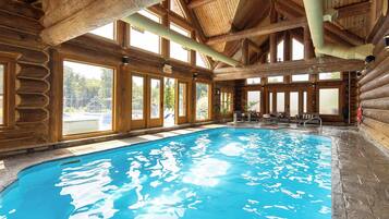 Piscine couverte, piscine extérieure