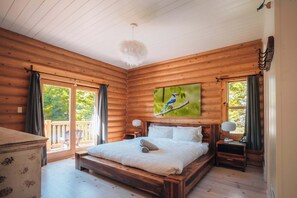 4 camere, culla da viaggio, Wi-Fi gratuito, lenzuola