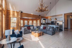 Smart-TV, Kamin, DVD-Player, Tischtennisplatte