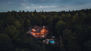 Exterior - Chalet White Wolf Spa at Fiddler Lake with Private Spa, Sauna, and Pool (Mille-Isles)