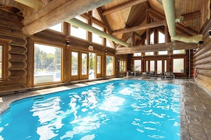Piscina coperta, piscina all'aperto