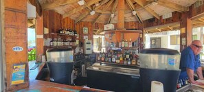 Bar (in der Unterkunft)