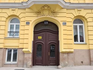 Exterior detail - Lapi Apartment 1150 Vienna- contactless check in (Wien)