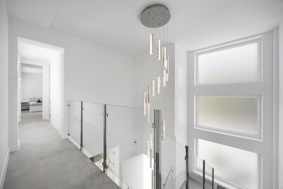 Villa 'Miami' with Lake View, Wi-Fi and Air Conditioning