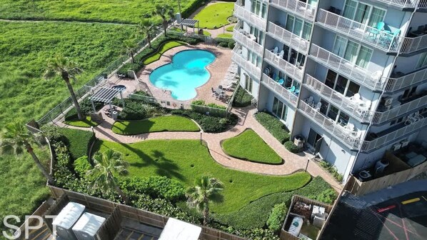 Exterior - Fun Beachfront " Heated Pool " Awesome Location (South Padre Island)