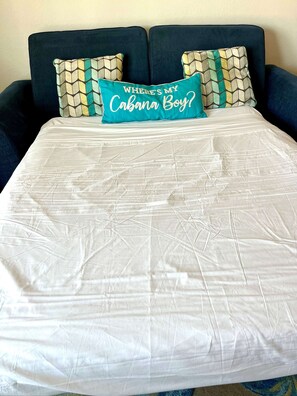 1 bedroom, iron/ironing board, WiFi, bed sheets - Beachfront Larger Corner Unit | Balcony | Pool (South Padre Island)