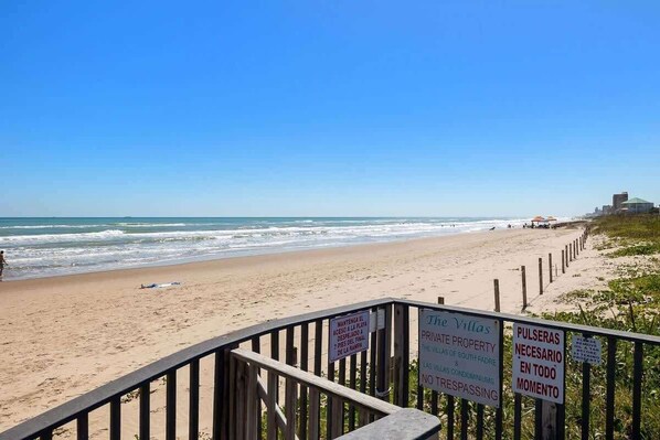 Beach nearby - Big Private Luxury Home in Beach Gated Community (South Padre Island)