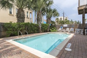 Pool - * EZ to Beach Sleeps Many * Very Clean * Pool (South Padre Island)