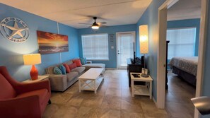2 bedrooms, iron/ironing board, WiFi, bed sheets - Near Beach " Updated " Pool & Hot Tub (South Padre Island)